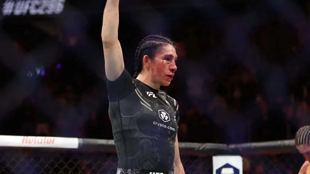 Irene Aldana se quiere recuperar tras su accidentada pelea en UFC 306 ante Norma Dumont. (GETTY IMAGES)
