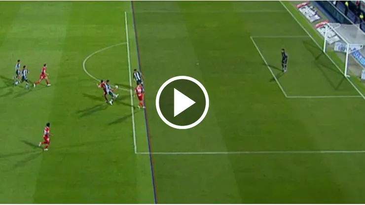 La jugada del polémico gol anulado a Toluca.