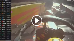 Checo Pérez fue chocado por Carlos Sainz en Baku