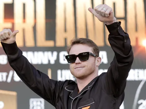 Aquí estaba Canelo Álvarez mientras peleaban Dmitry Bivol y Artur Beterbiev