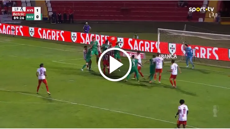 Guillermo Ochoa debutó con el AVS de Portugal
