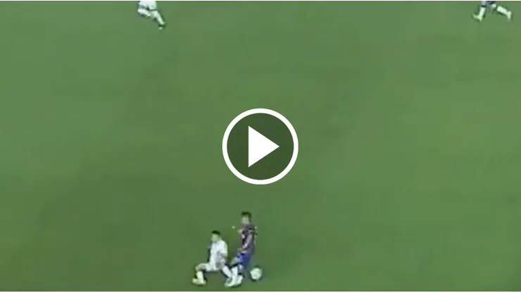 El momento de la lesión ocurrida a los 42 minutos del primer tiempo.