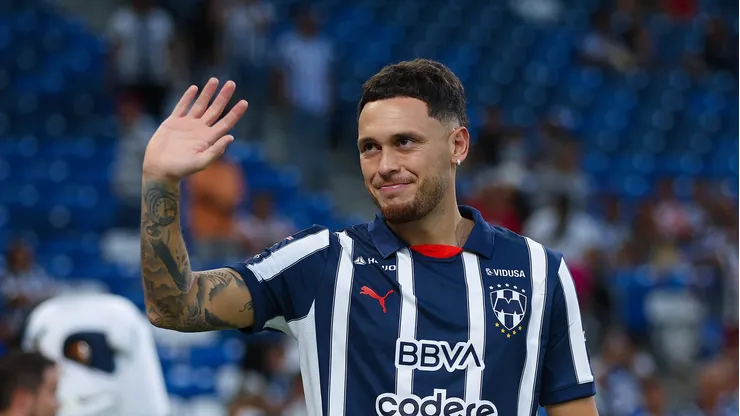 Lucas Ocampos, fichaje estrella de Rayados, aún no ha podido entrenar con el equipo de Demichelis