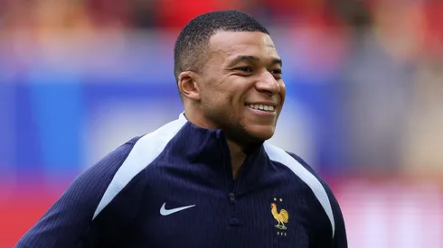 Kylian Mbappé, al banquillo vs. Bélgica.
