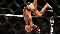 Demetrious Johnson se retira del profesionalismo a sus 38 años.