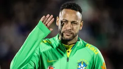 Neymar debe seguir esperando para volver a las canchas