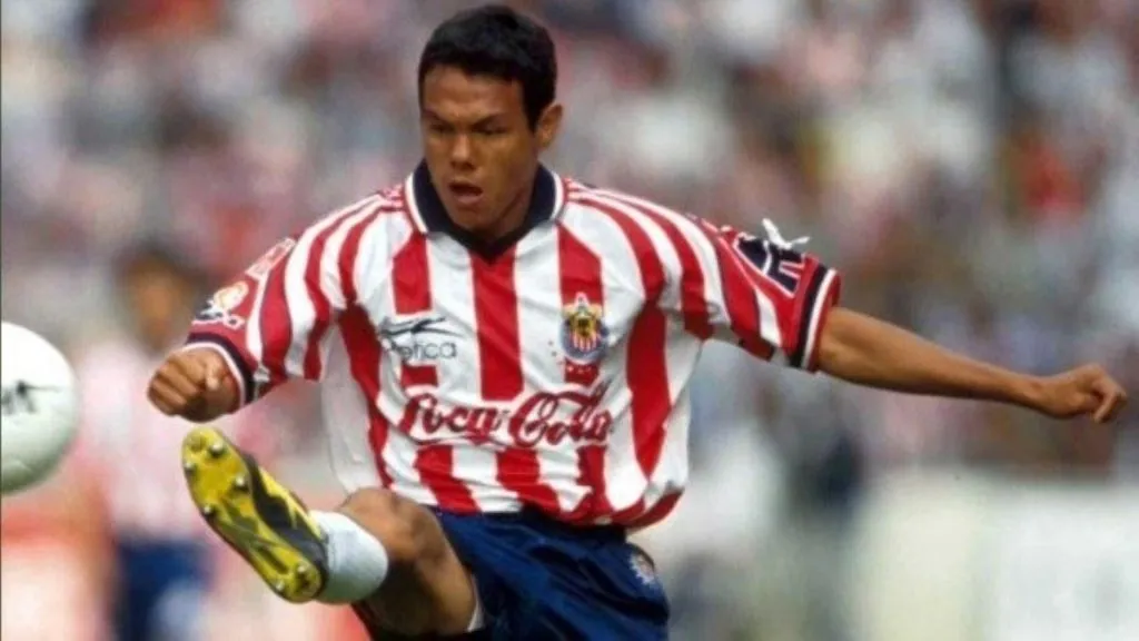 Debutó oficialmente y fue campeón con Guadalajara (Datos Chivas)