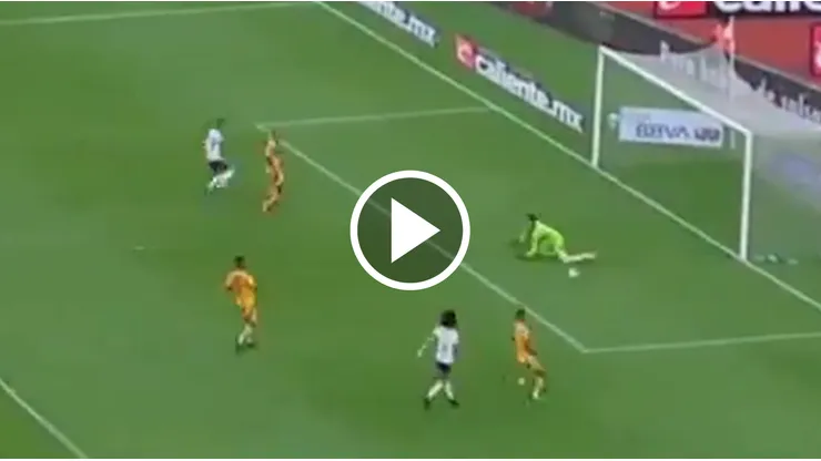 Video: el grave error de Fernando Tapia, portero de Tigres UANL, que le regaló el gol a Pumas UNAM