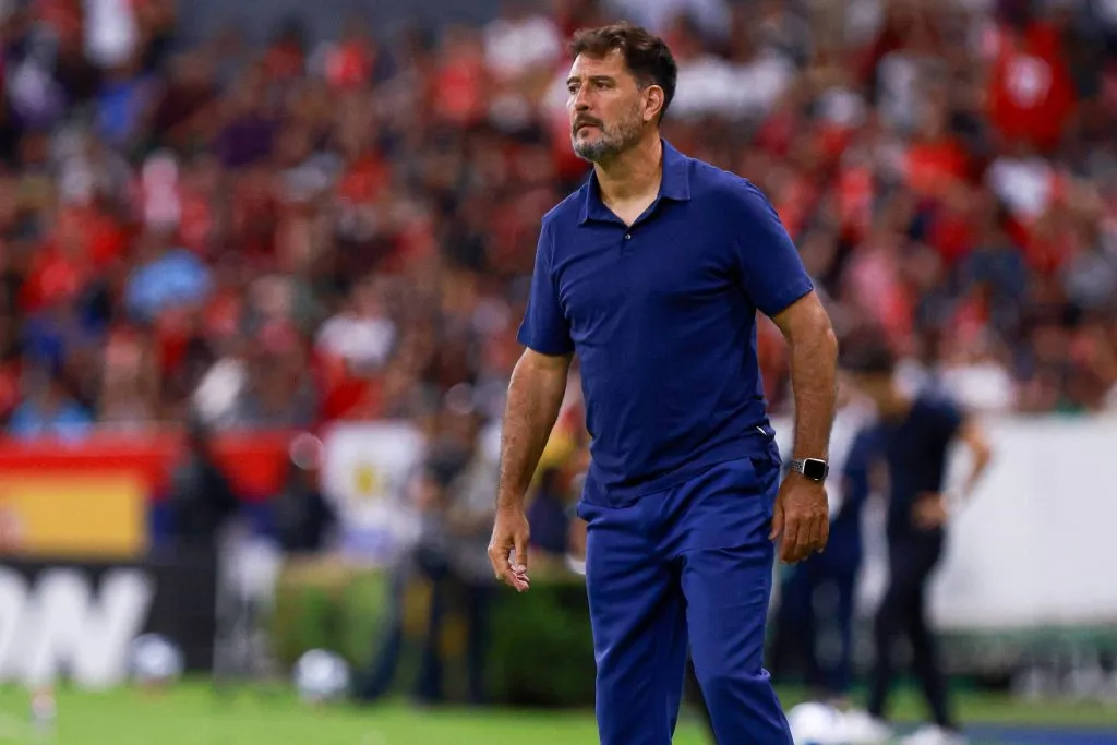 Gustavo Lema haría una sola modificación con respecto al equipo que perdió con Atlas. (Imago)