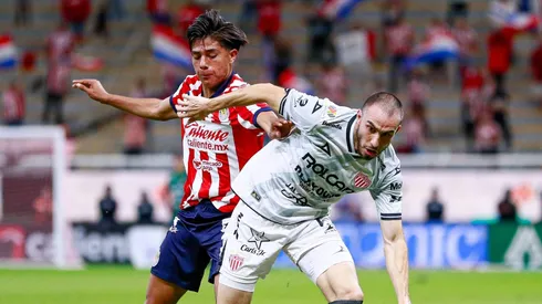 Necaxa le podría arrebatar un DT que tiene en mente Chivas