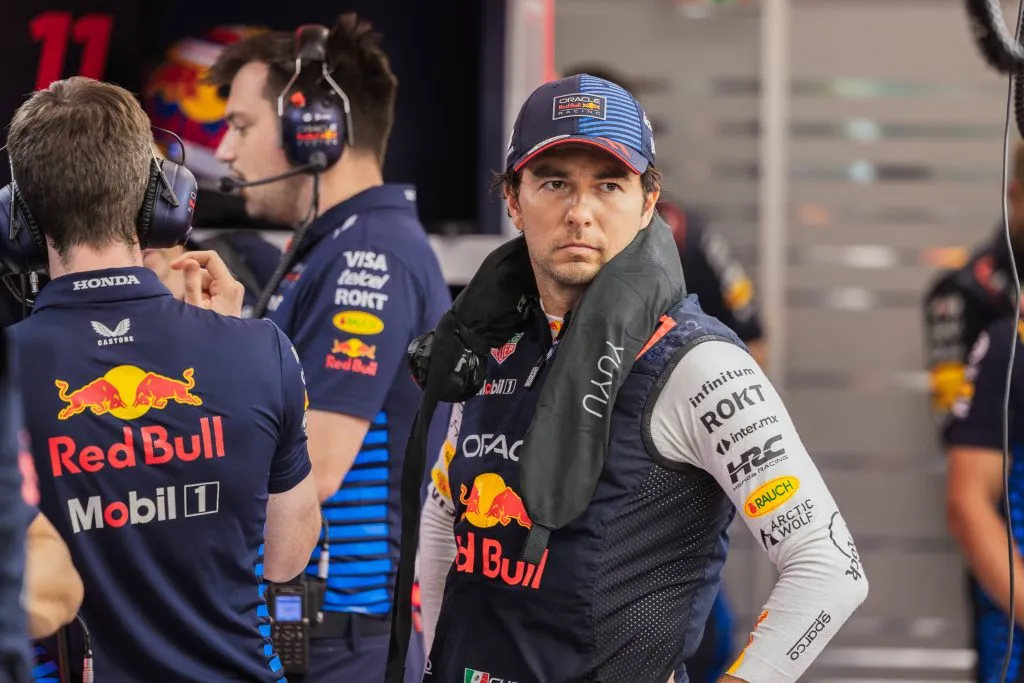 Checo Pérez finalizó 10° y 9° en los dos primeros entrenamientos libres del GP de México. (Imago)
