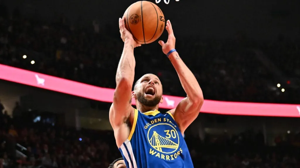 Curry en Portland Trail Blazers vs. Warriors. (Foto: Getty Images)
