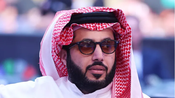 Turki Al-Alshikh tiene ganas de concretar la trilogía entre Dmitry Bivol y Artur Beterbiev.
