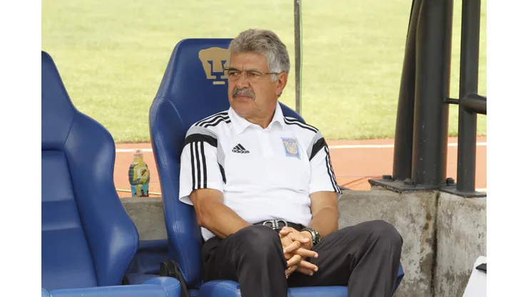 Un ex Tigres reveló que casi se pelea con el Tuca Ferretti
