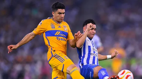 RECORD DATE NOT STATED Futbol Mexicano Clausura 2024 Monterrey 3 1-1 2 Tigres UANL - CFV Nicolas Ibanez L of Monterrey fights for the ball with Edson Gutierrez R of Monterrey during the Quarterfinals second leg match between Monterrey and Tigres UANL as part of the Torneo Clausura 2024 Liga BBVA MX at BBVA Bancomer Stadium on May 12, 2024 in Monterrey, Nuevo Leon, Mexico. MONTERREY NUEVO LEON MEXICO PUBLICATIONxNOTxINxMEXxCHNxRUS Copyright: xCristianxdexMarchenax 20240513001326_LMX_C24_CFV_MTY_UANL_IBANEZ347