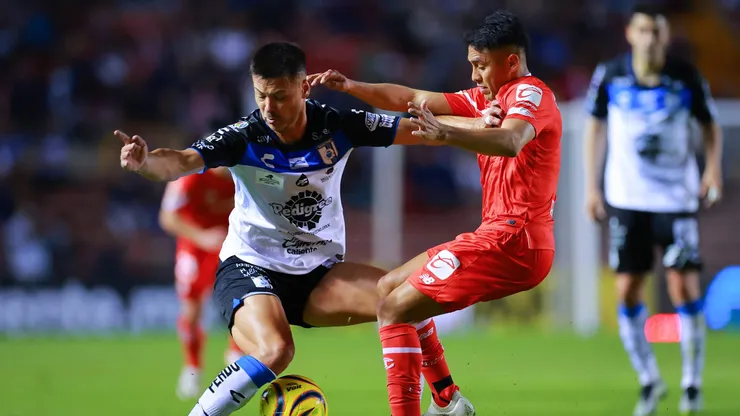 Querétaro vs. Toluca, un choque de realidades diferentes.