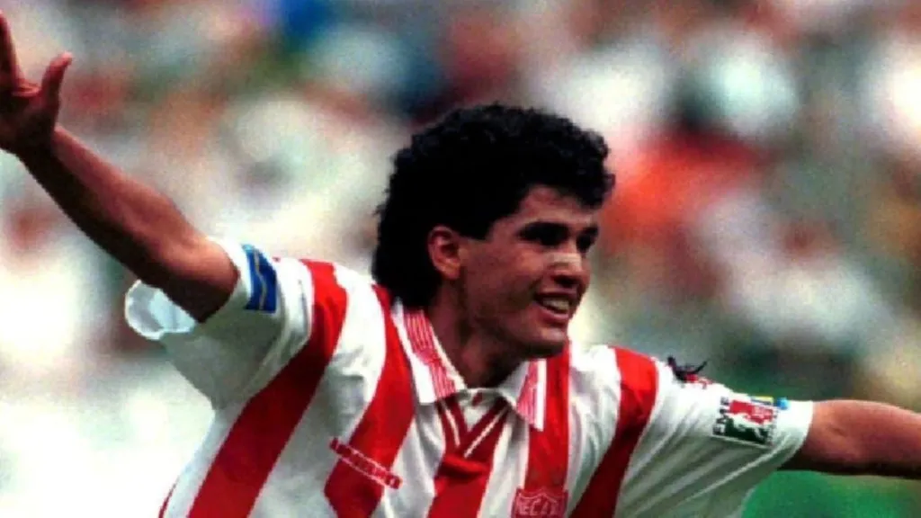 Llegó al Milan, pero nunca se destacó en Chivas (Redes Sociales)