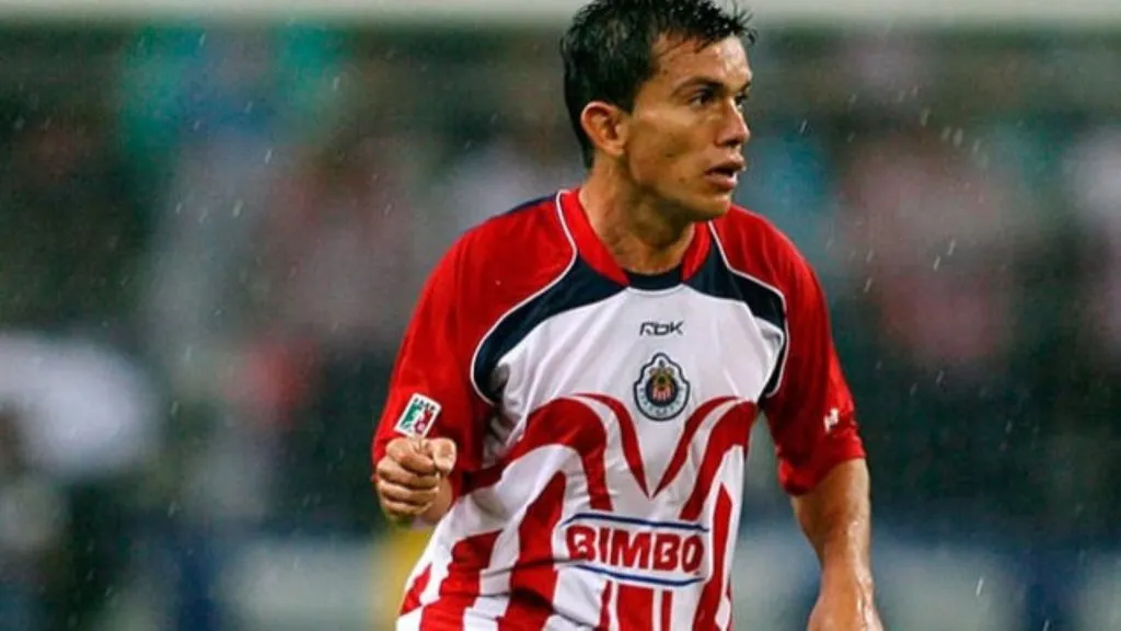 Siempre estuvo por debajo de su nivel (Chivas oficial)