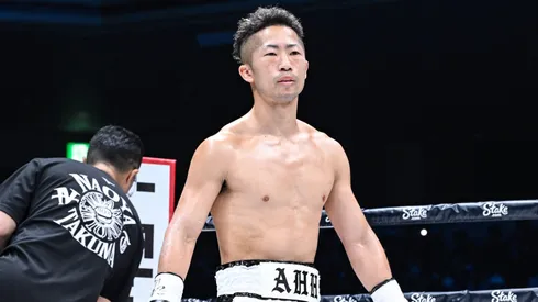 Takuma Inoue no pudo brillar y perdió su cinturón gallo de la AMB.