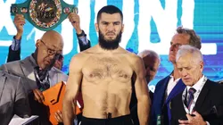 Artur Beterbiev tiene todo listo para enfrentarse a Dmitry Bivol en Arabia Saudita.
