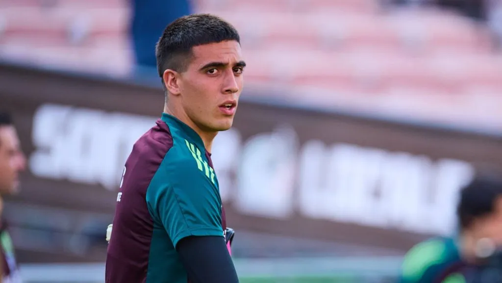 Alex Padilla sufrió una lesión que lo deja fuera del Tri Sub-23 (IMAGO)