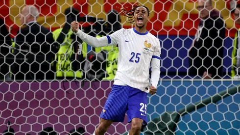 Barcola grita un gol de Francia.