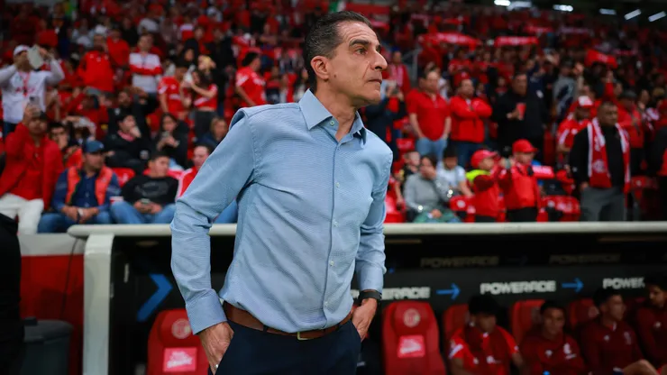 Paiva, cuestionado por el poco lugar a los más chicos.