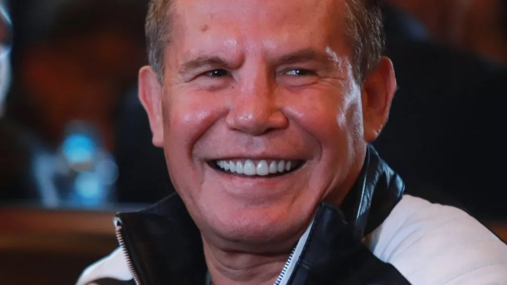 Julio César Chávez brindó una conferencia de prensa junto a Carlos Reinoso y Humberto González.