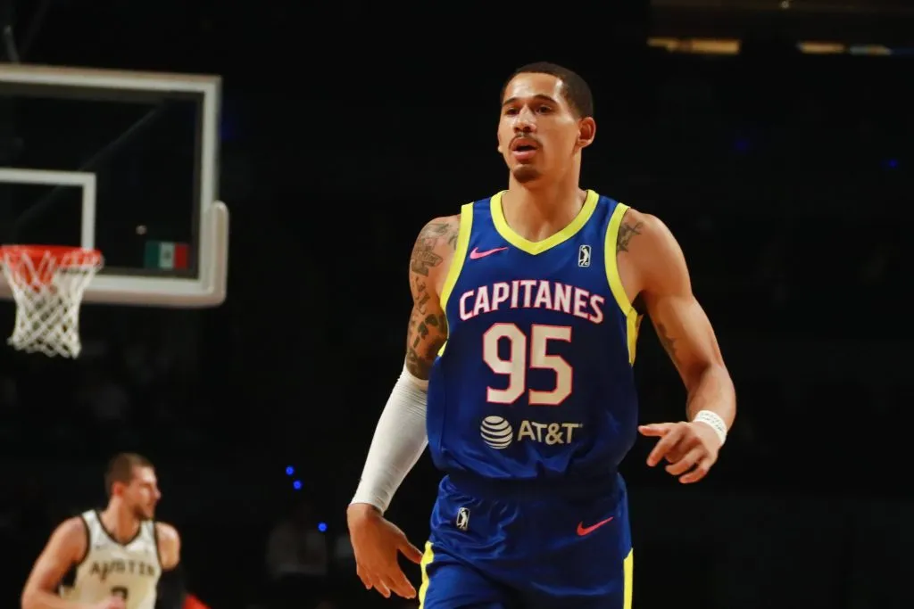 Juan Toscano en un partido con los Capitanes de la Ciudad de México (IMAGO)