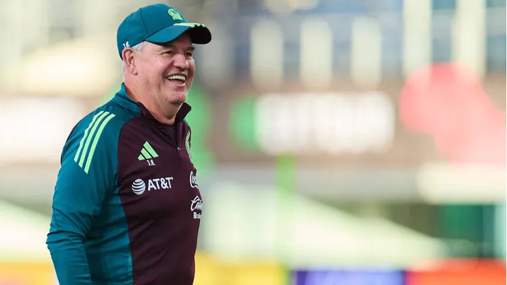 El Vasco Aguirre dirigirá su segunda serie de encuentros en su tercera etapa al frente del Tri.
