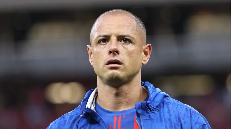 El fuerte reclamo de Chicharito Hernández por el polémico arbitraje en Chivas vs. Atlas