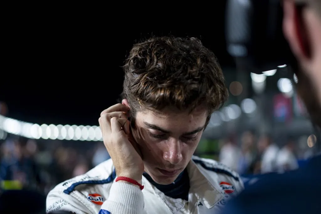 Franco Colapinto terminó exhausto tras el GP de Singapur 2024 (IMAGO)