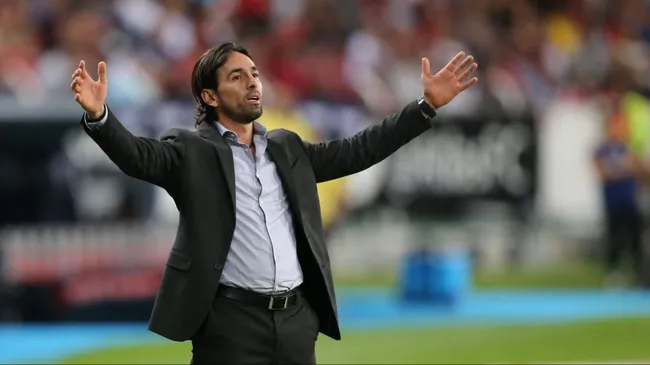 Gerardo Espinoza, un candidato que gusta para DT del Guadalajara [Foto: Getty]