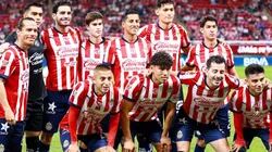 La afición de Chivas reclama por un entrenador particular