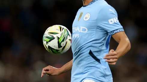 Futbolista del City protagoniza insólito episodio público.