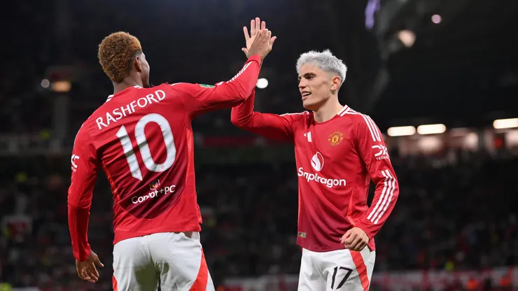 Rashford y Garnacho festejan un gol de Manchester United.