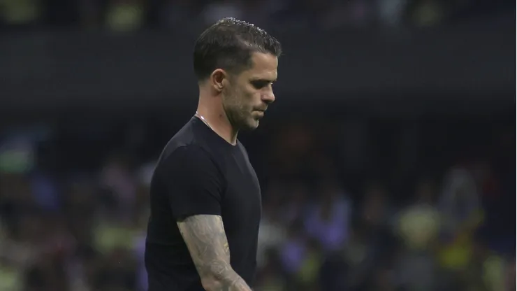 Fernando Gago tiene intenciones de abandonar a Chivas