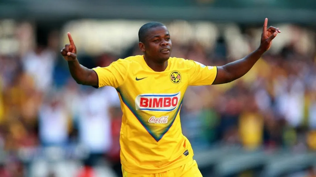 El delantero fue abucheado por su poca puntería (Getty Images)