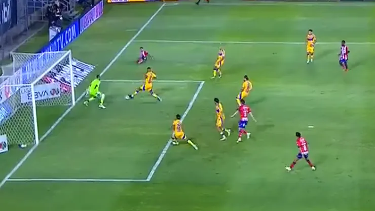 El insólito autogol de Joaquim en Atlético San Luis vs. Tigres UANL por la Liguilla del Apertura 2024