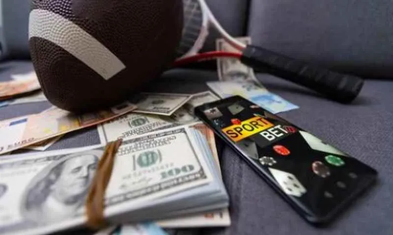 Celular con estrategias de apuestas fútbol