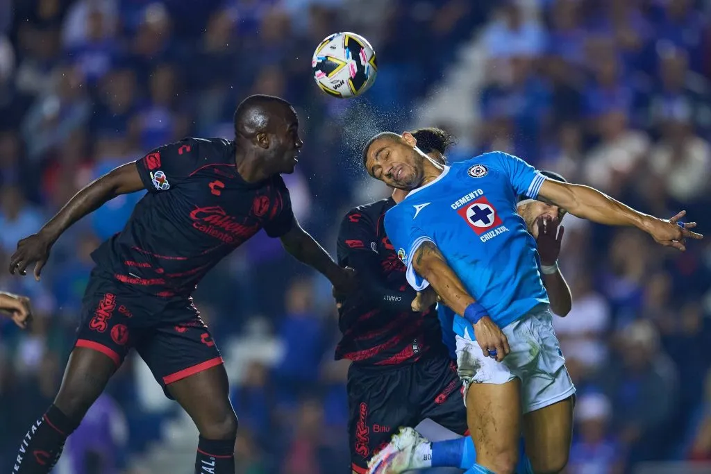 Cruz Azul venció por 3-0 a Xolos en el partido jugado por la fase regular del Apertura 2024. (Imago)