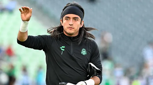 El portero de Santos Laguna mantuvo su valla invicta en dos partidos sobre 16 participaciones en el Apertura 2024.