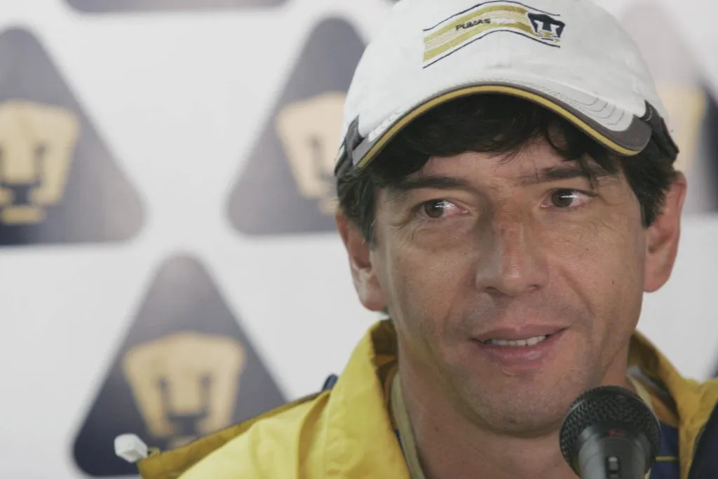 Miguel España afirmó que a Pumas “le falta algo de identidad”. (Imago)