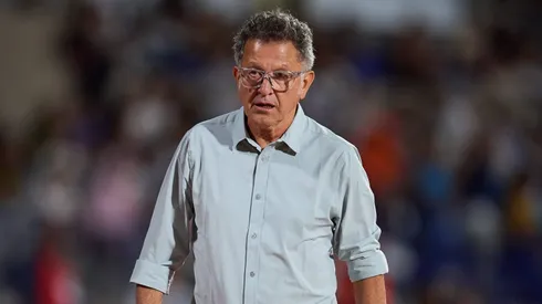Juan Carlos Osorio salió a defender a Efraín Juárez por las sanciones en Colombia