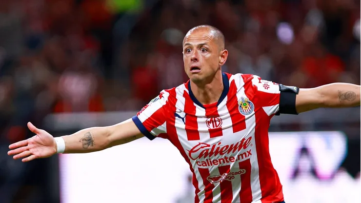 Chicharito se reencuentra con el gol en Chivas