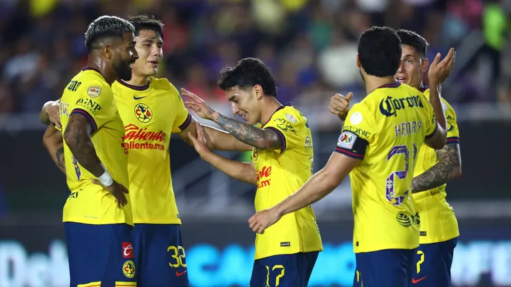 La alegría de los jugadores de América queda de manifiesto.