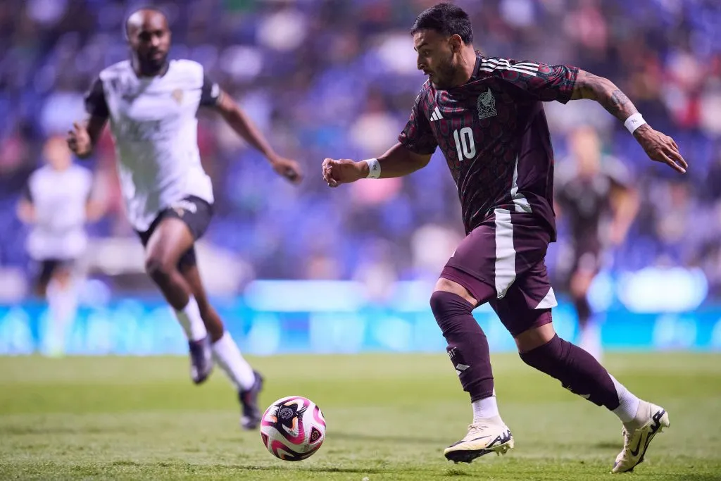 Alexis Vega afirmó que la Selección Mexicana debe salir concentrada “desde el primer minuto”. (Imago)