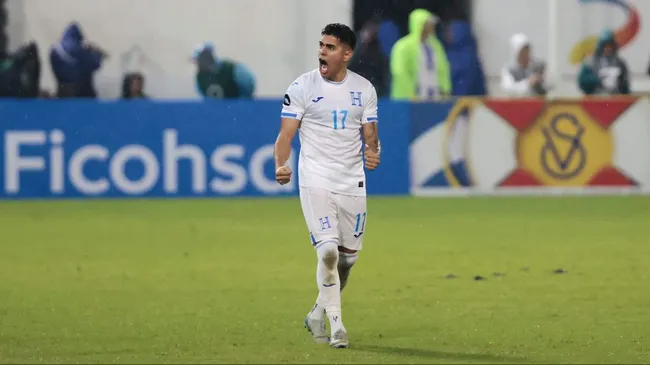 Luis Palma y su festejo tras convertir en la ida [Foto: Getty]