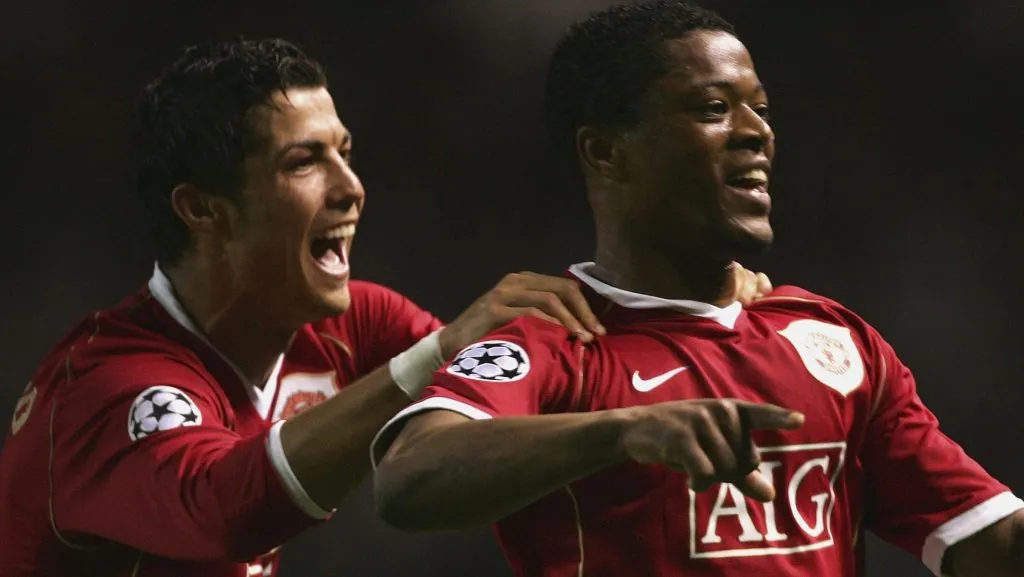 Patrice Evra con Cristiano Ronaldo en el Manchester United. (GETTY IMAGES)