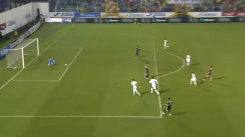 Guillermo Ochoa tuvo un error clave en el gol de Honduras ante México